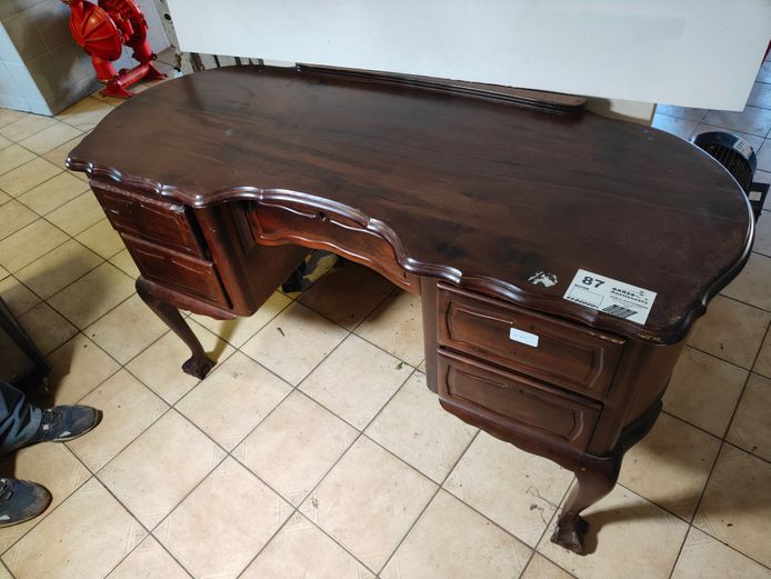 BALL & CLAW DRESSER TABLE