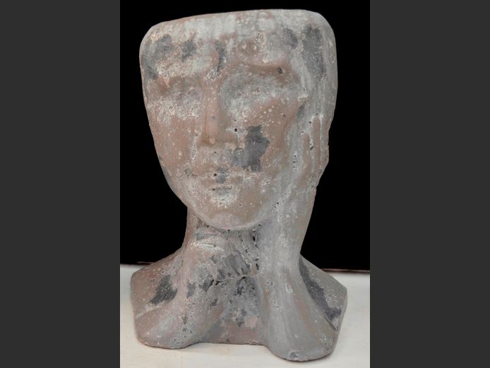 CONCRETE "CONTEMPLATING" PLANTER, 16 x 15 x 23.5cm