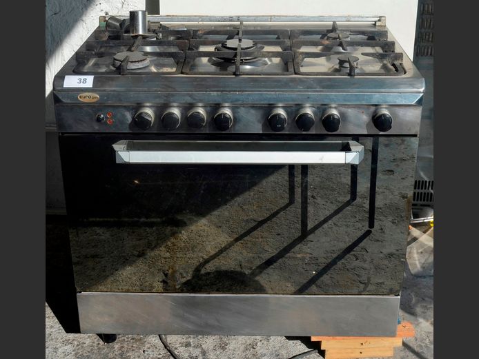 EUROGAS GAS & ELECTRIC STOVE [Untested]