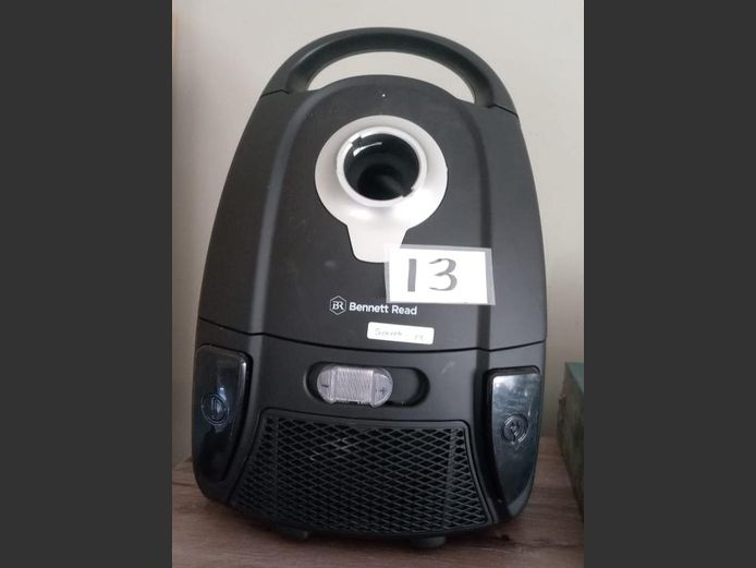 BENNETT READ VACUUM CLEANER [Untested, no pipes]