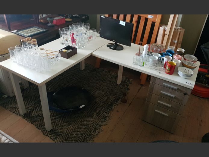 WHITE L-SHAPE 4-DRAWER DESK