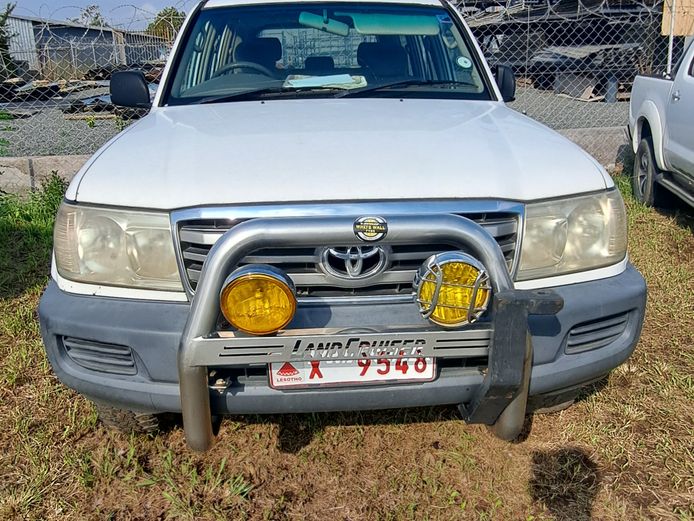 2006 TOYOTA LAND CRUISER 100 GX 4.5D - STC