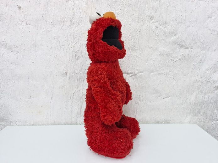 Sesame Street Elmo Large Red Plush Soft Toy Character Doll