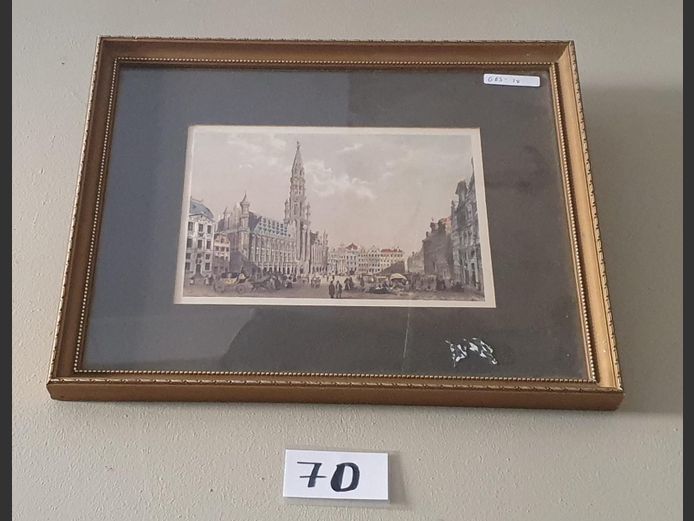 GILT FRAMED PRINT "HISTORIC BRUSSELS TOWN HALL", 22.5 x 16cm