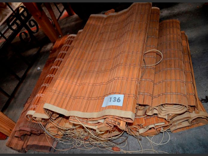 LOT: BAMBOO BLINDS