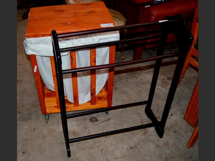 OREGON PINE LAUNDRY BASKET, 50 x 39 x 70cm & A WOODEN TOWEL STAND, 64 x 25 x 80cm [57,59]