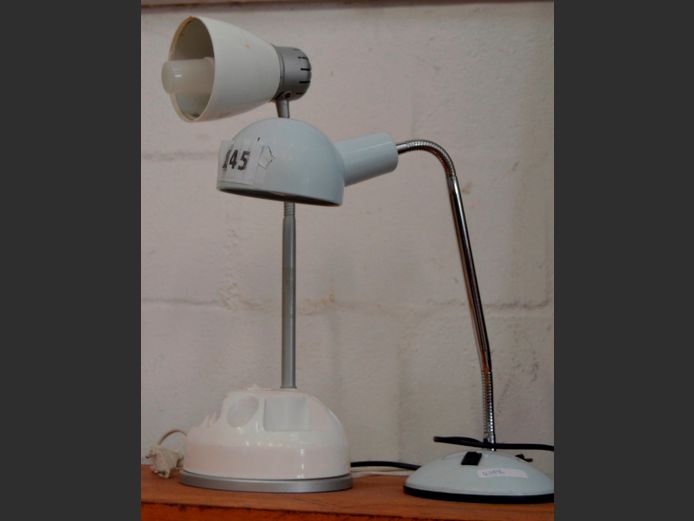 LOT: 2 x ADJUSTABLE DESK LAMPS, 55cm & 47cm High