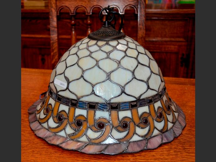 TIFFANY STYLE HANGING CEILING LIGHT, 40cm Diameter