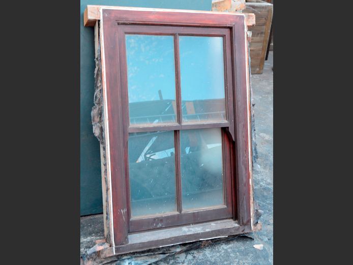 TEAK SASH WINDOW, 120 x 90cm