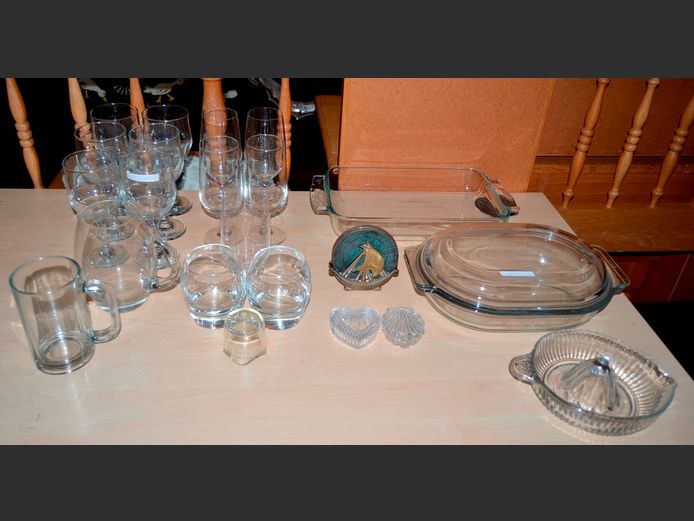 GLASS OVEN DISHES, WINE GLASSES, BEER MUGS, etc