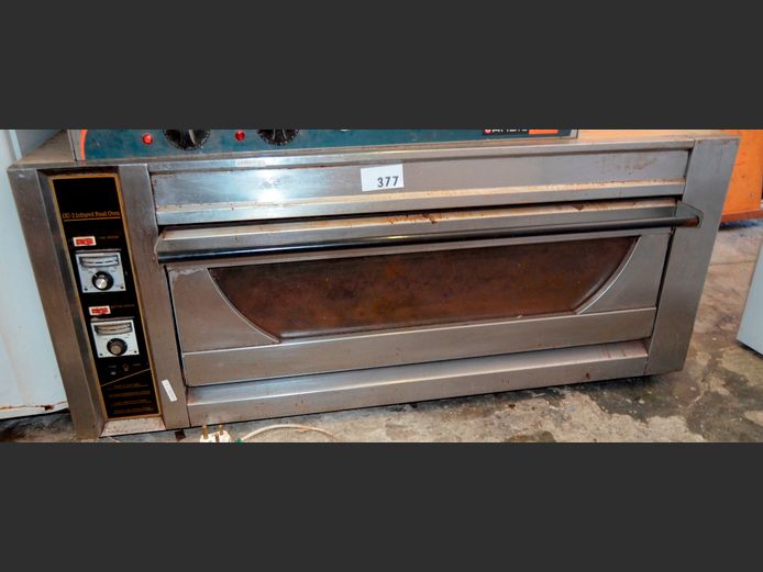GU-2 INFRARED SINGLE PHASE PIZZA OVEN, 123 x 77 x 52cm [Working]