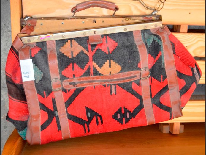 VINTAGE KELIM TRAVEL BAG [Needs a clean]