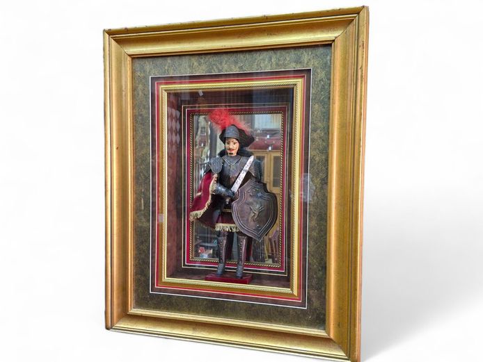 Knight Orlando Sicilian Figurine in Mirrored Shadow Box