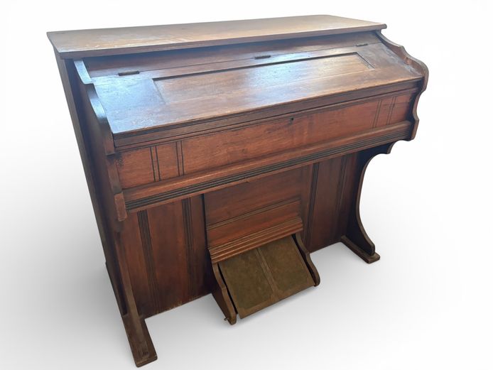 Vintage Upright Organ (Wood Finish)