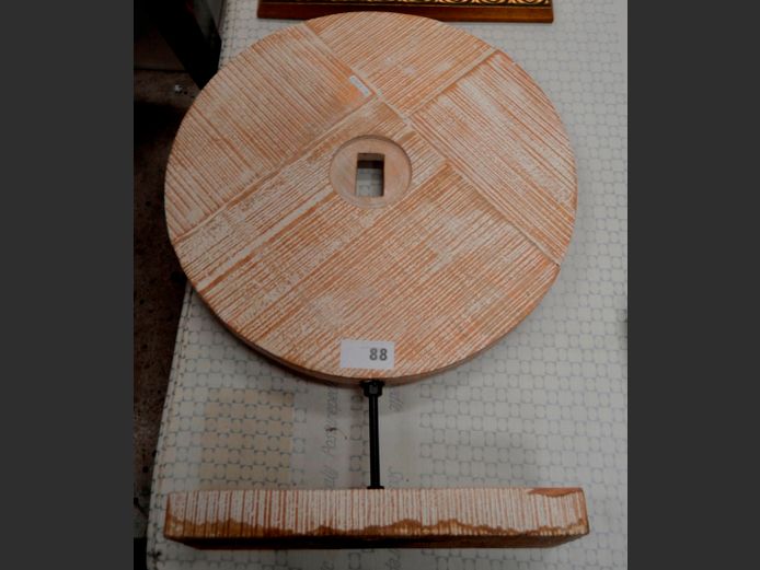 OAK PAINT TECHNIQUE ORNAMENT, 60 x 18 x 78cm