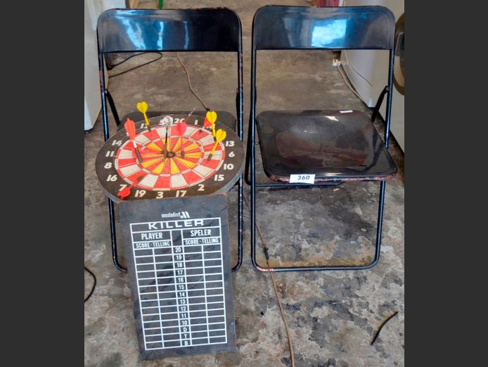 PAIR BLACK PLASTIC & METAL FOLDING CHAIRS [Rusty] & A DARTBOARD, 45cm Diameter [102B, 137A]