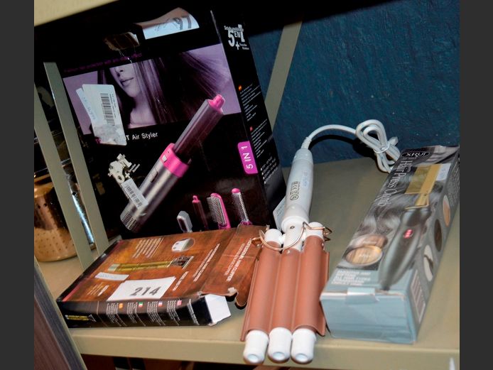 5-IN-1 HAIR STYLER, CLIPPER KIT, HAIR CURLING TONG, etc [Switch on]