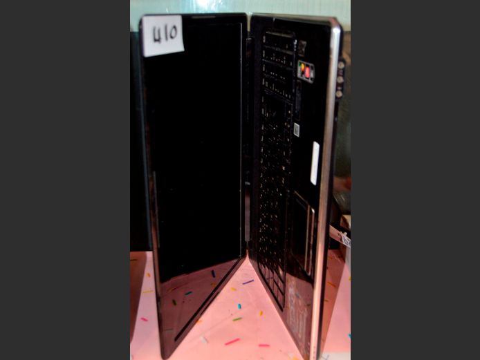 HP DV7 AMD LAPTOP [Untested, no charger]