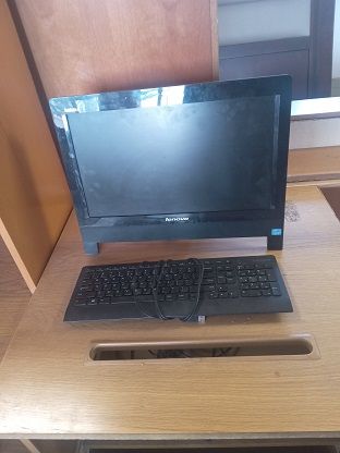 Lenovo monitor & keyboard