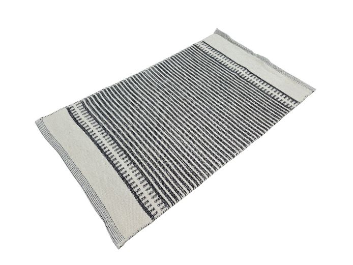 Modern Black & Cream Striped Flat-Weave Accent Rug (118 x 69.5 cm)