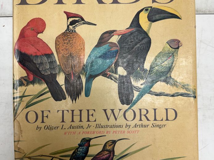 Spectacular book on Birds 