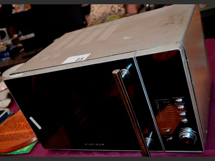 PLATINUM ELECTRONIC MICROWAVE [Switches on] [#: 414831476]