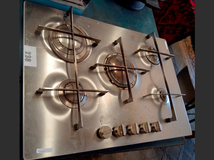 WHIRLPOOL STAINLESS STEEL 5-BURNER GAS HOB, 73 x 51cm [Untested]