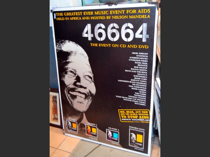 UNFRAMED NELSON MANDELA POSTER ON BOARD, 139 x 99cm