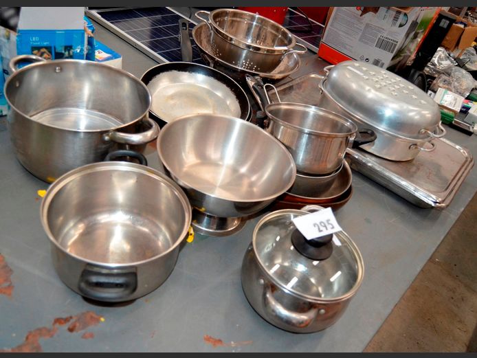 ALUMINIUM DOUBLE ROASTER, POTS, FRYING PANS, etc