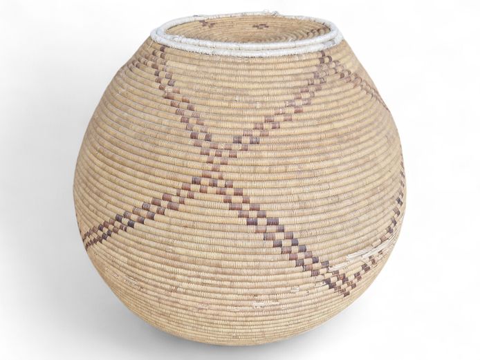 Oversized Handwoven African Tonga Nongo Basket with Lid