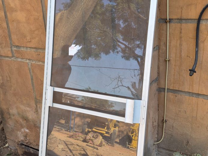 ALUMINIUM DOOR