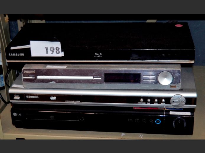 SAMSUNG BLURAY PLAYER & 3 x DVD PLAYERS [Faulty]