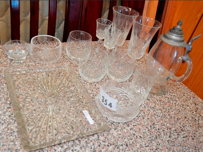 GLASS & PEWTER TANKARD, CUT GLASS BOWL, CRYSTAL DRINKING GLASSES, etc