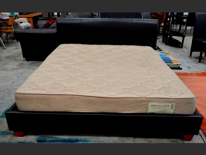 LEATHER TOUCH KING SIZE BED WITH HOTELIER MATTRESS, 44 x 35 x 47cm