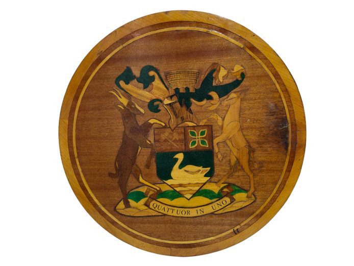 Vintage Circular Wooden Marquetry Plaque Featuring Armorial Crest