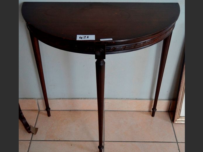 SAPELE MAHOGANY HALF MOON TABLE, 77 x 38 x 76cm