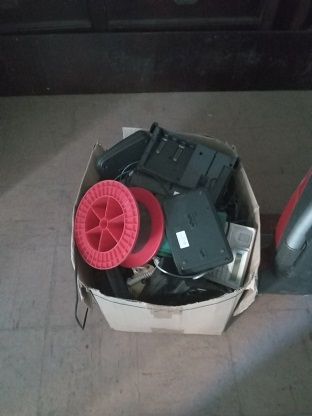 Assorted electric scrap