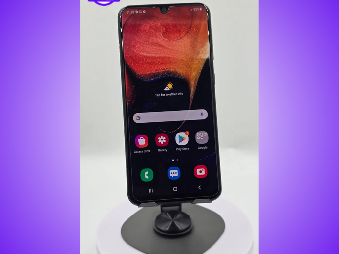 Samsung Galaxy A50 – Smooth & Stylish