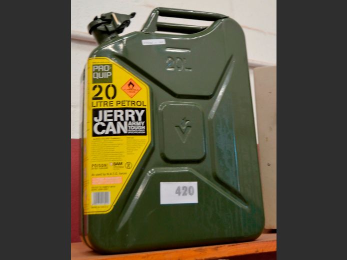GREEN METAL 20 LITRE JERRY CAN