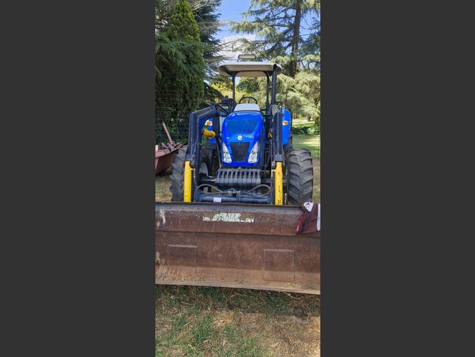 New Holland T5110 – 2013 - 5815 ure + laaigraaf