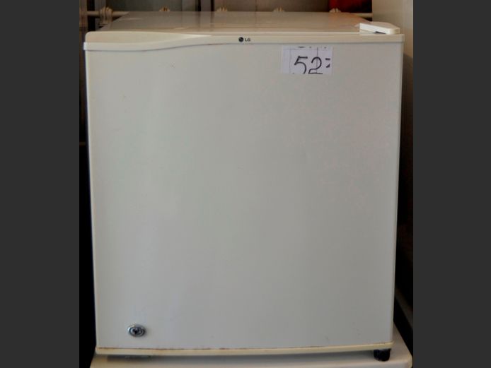 LG MINI BAR FRIDGE, 44 x 45 x 50cm [Faulty]
