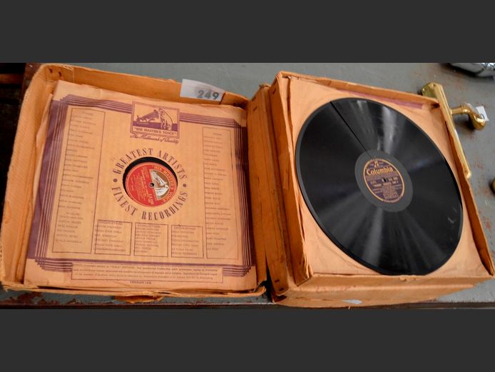 COLLECTION HIS MASTER'S VOICE RECORDS