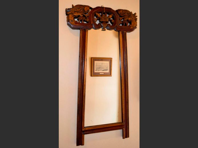 ORNATELY CARVED ROSEWOOD FRAMED MIRROR, 90 x 47cm