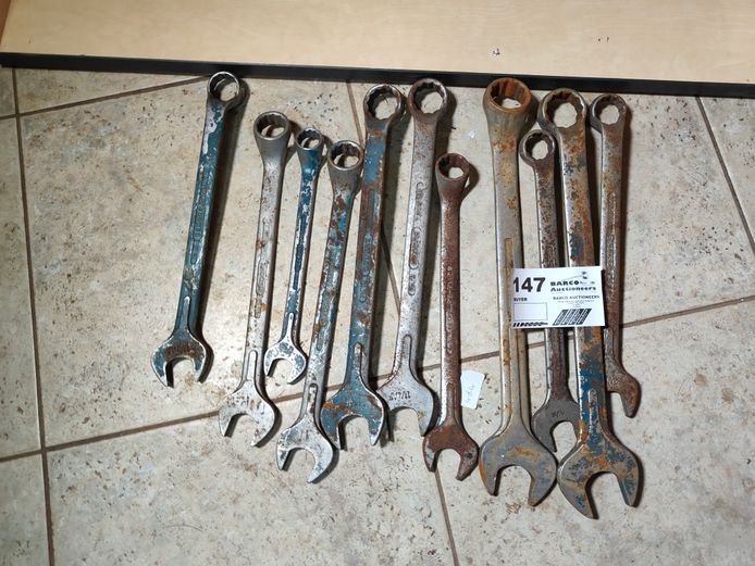 11 X VARIOUS SPANNERS