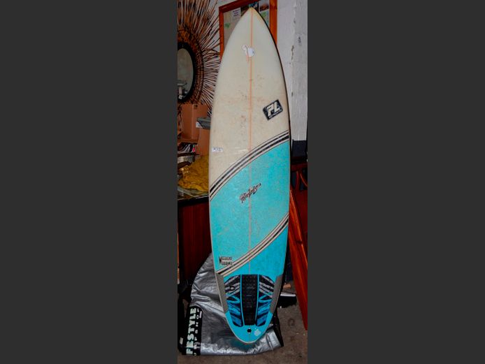 SURFBOARD WITH BAG