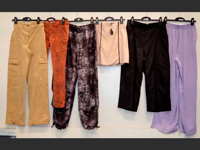 LOT LADIES PANTS & A SKIRT: H & M, FIX, etc [Sizes 6, 14, 26, 36]