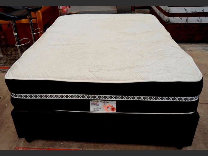 BAMBOO PREMIER DOUBLE BED BASE & MATTRESS SET [Mattress sunken]