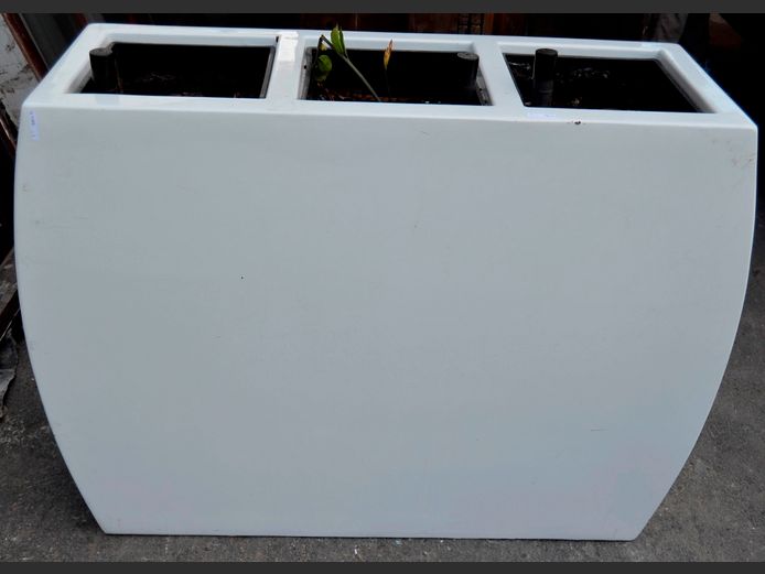 WHITE PLASTIC PLANTER, 121 x 39 x 91cm