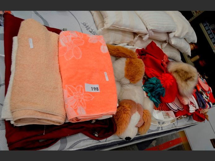 TOWELS, TAPESTRY WALL HANGING, TV TRAYS, etc
