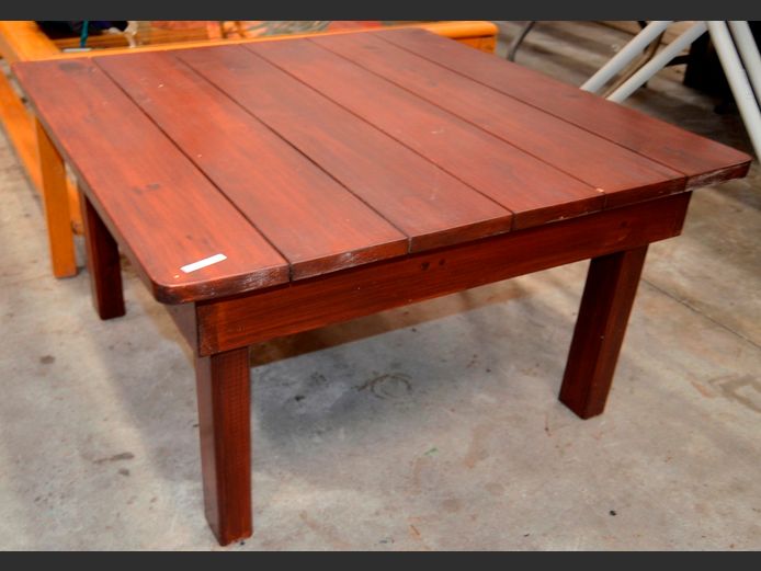 STAINED PINE SLATTED COFFEE TABLE, 80 x 80 x 44cm